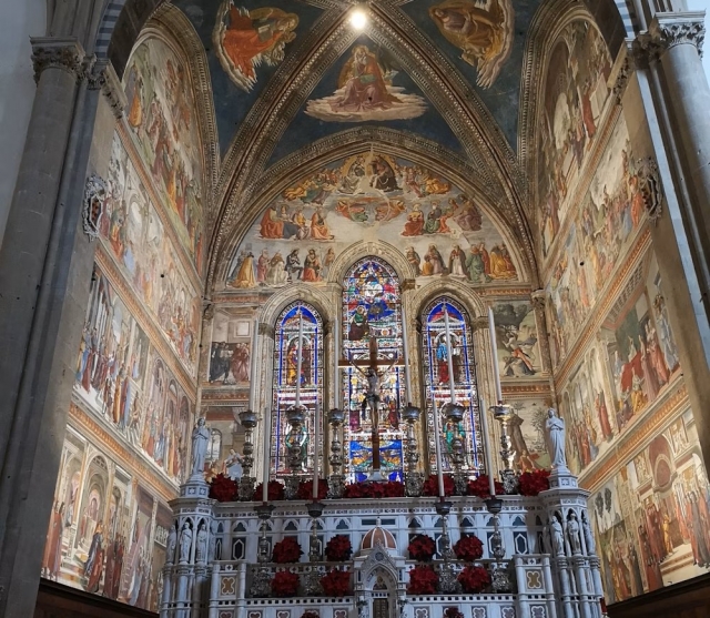  Interior de la iglesia 