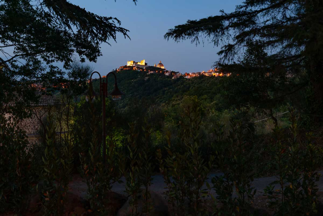  Montefiascone iluminado por la tarde 