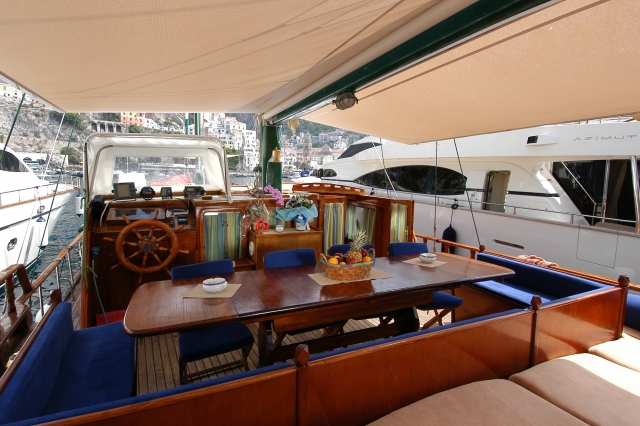  Elegancia a bordo 