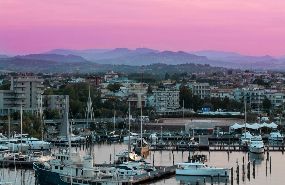 el paseo marítimo de Rimini 