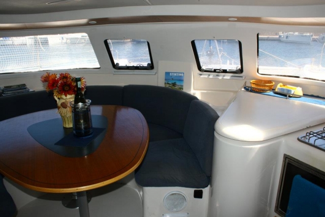  Interior del barco 