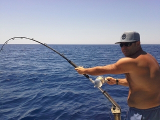 Medio día de pesca en barco Egadi junio-septiembre