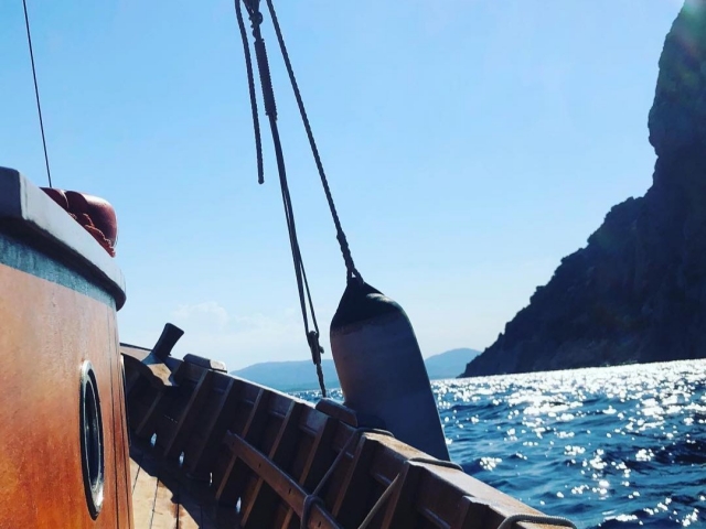 A bordo de un velero antiguo