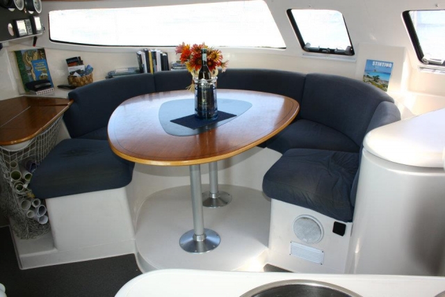  Asinara Catamarán - Catamarán con tripulación Cherter 