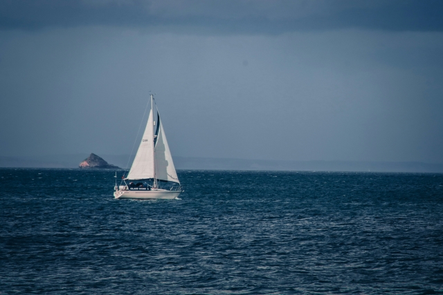 Oferta de navegación Delphia 37 Sicilia (temporada media)