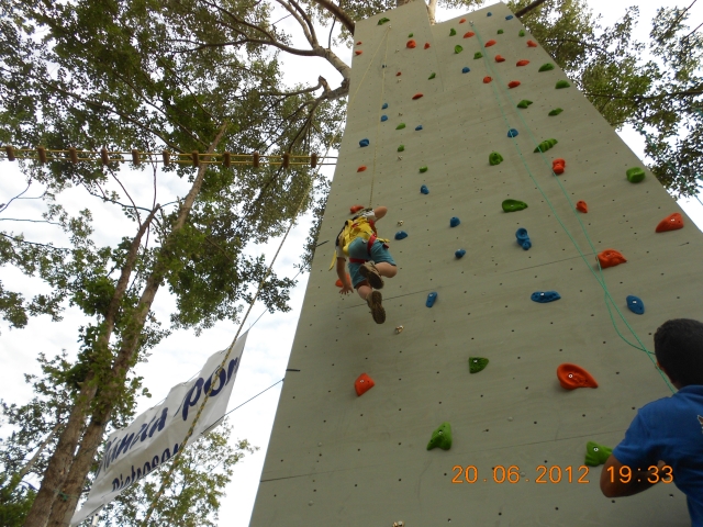 Escalada en el parque 