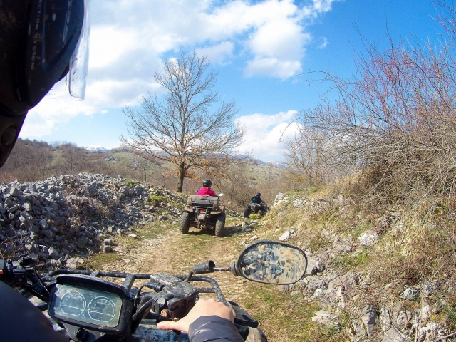  Manejar un cuatrimoto en Castel di Sangro 