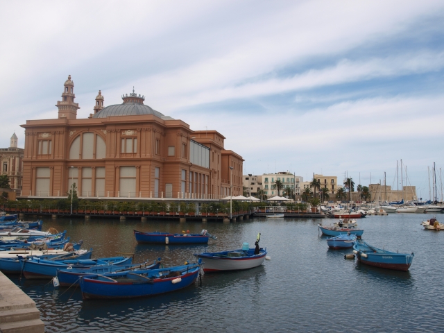  Bari 