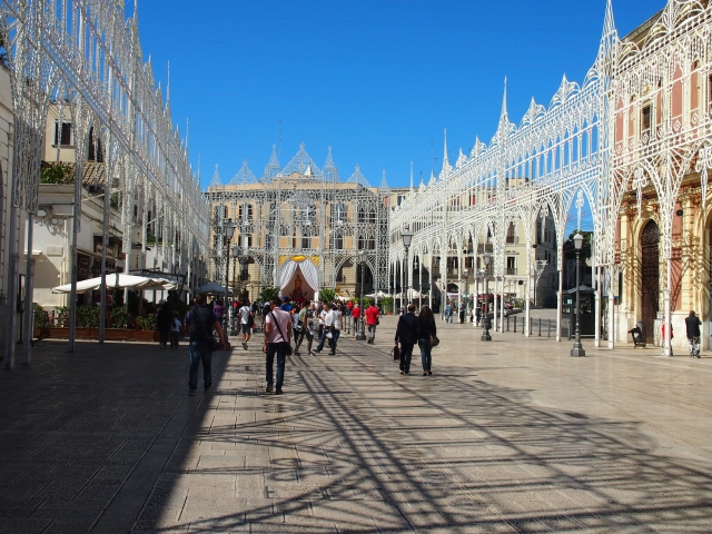  Piazza Ferrarese en Bari