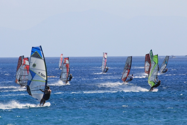 Windsurf en grupo 
