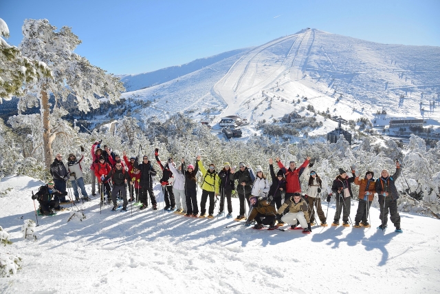  Paseo con raquetas de nieve en compañía 