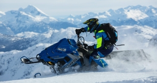 Excursión en moto de nieve al lago Rondeneto 1h