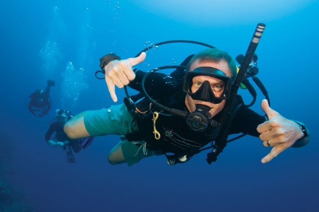  Instructor de buceo 