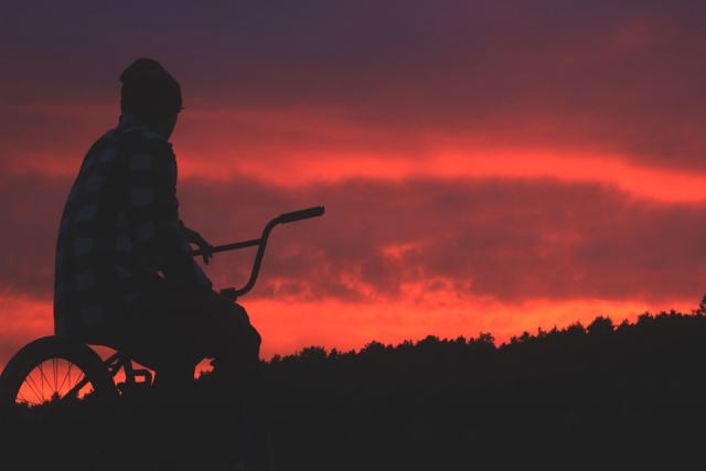  Atardecer en bicicleta 