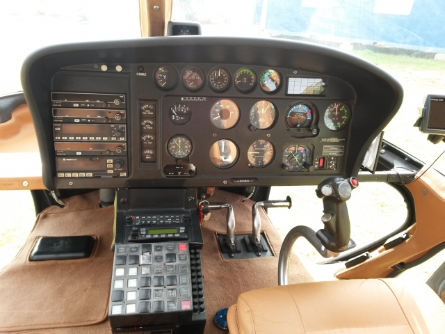  Interior del helicóptero 