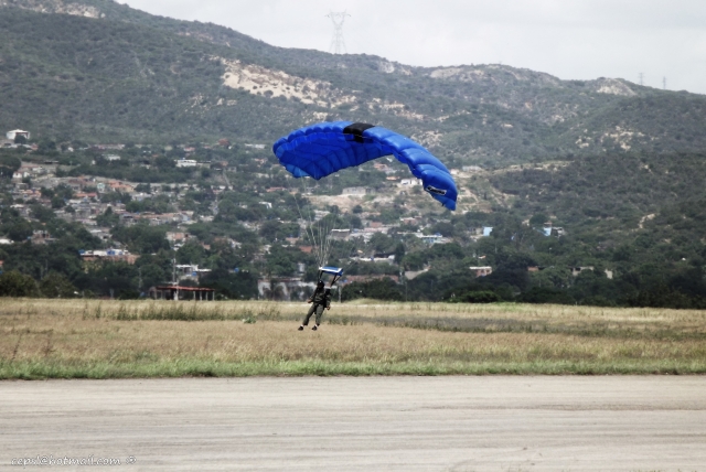  28390077140_c7bfbcd47e_o