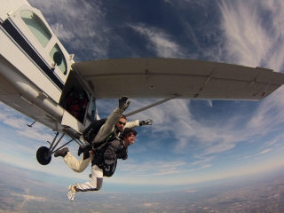 Salto en paracaídas 4200m + vídeo Caltagirone