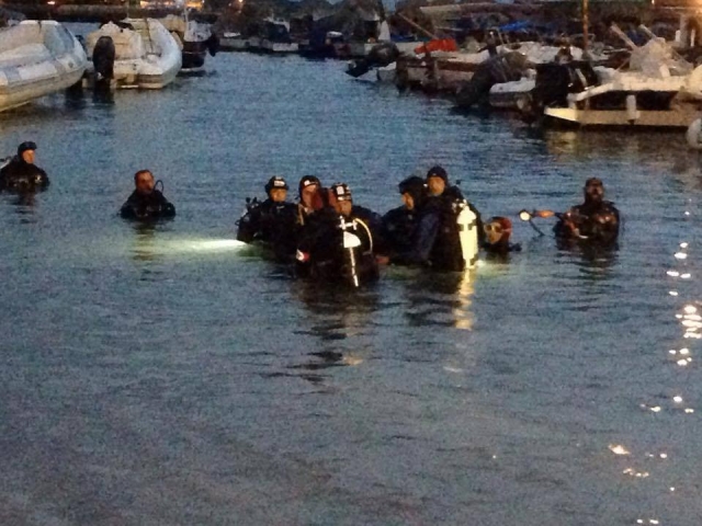  Buzos en el agua