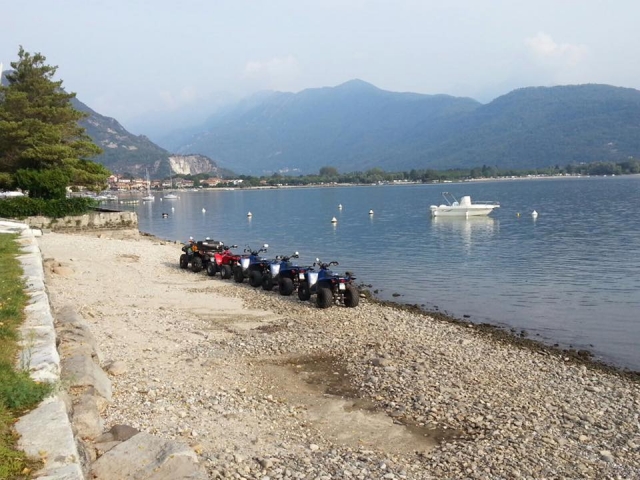 Quads a la orilla del mar 