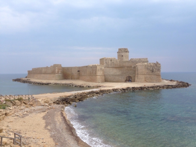  Le Castella sul mare 