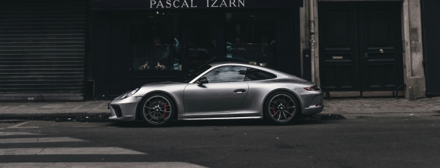  Porsche Porsche GT4 vueltas 