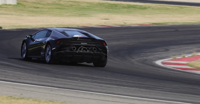  Lamborghini Gallardo 3