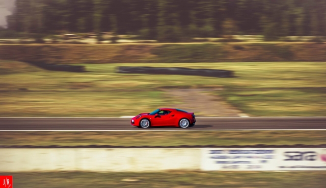  A toda velocidad por la pista 