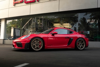 3 vueltas Porsche 911 GT4 Circuito de Sarno