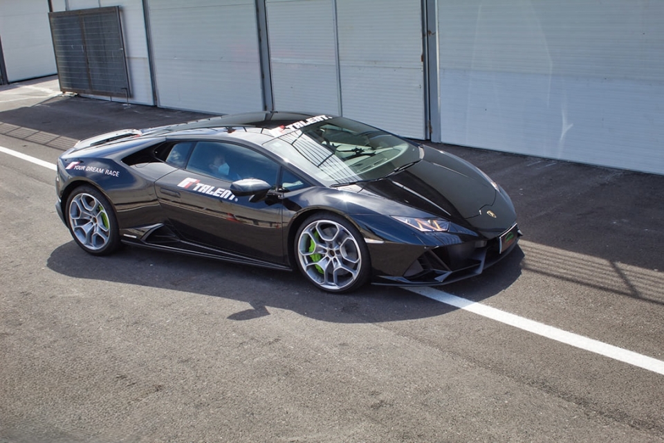  Lamborghini Gallardo 4