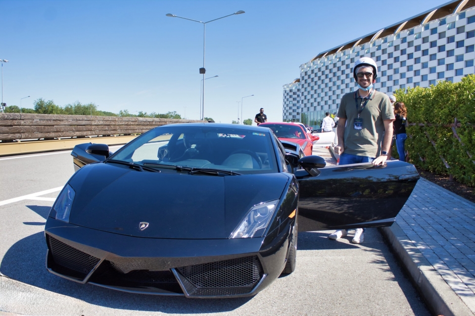  Lamborghini Gallardo 2 