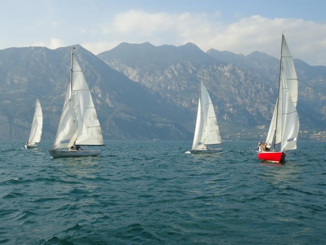 En barco por el lago de Garda 