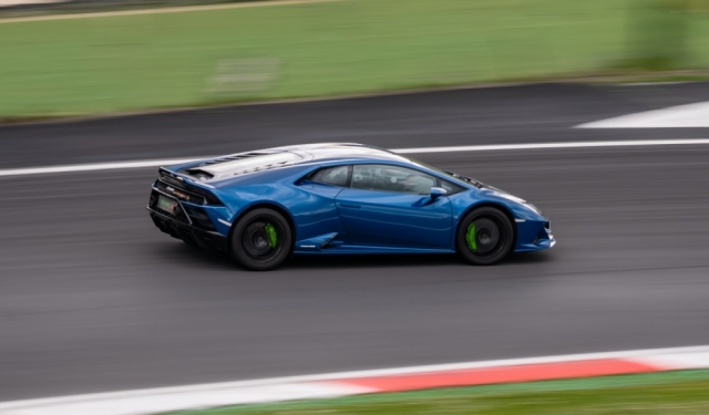 3 vueltas Lamborghini Gallardo Pista Azzurra Jesolo