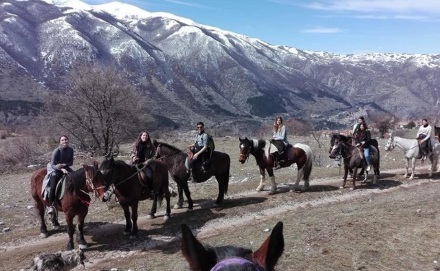  a caballo en las montañas de Abruzzo