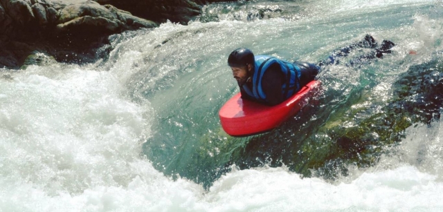  Descenso por el río Sesia