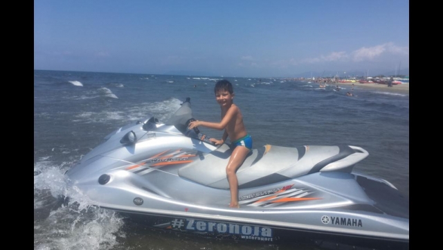  Aquí están nuestras motos de agua