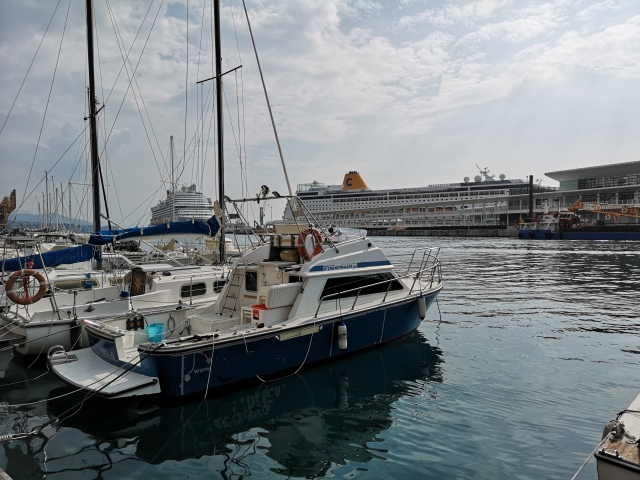  Nuestro barco 