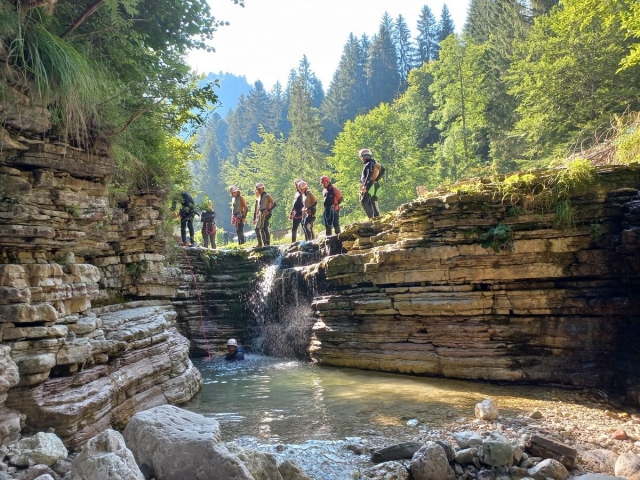 Barranquismo de 2 horas en Val Noana