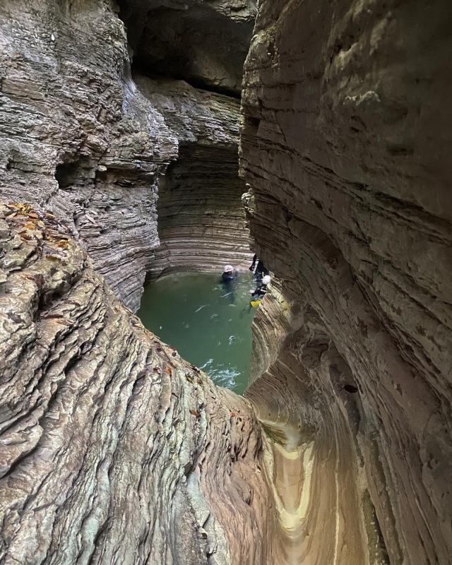  Las paredes irregulares de los cañones 