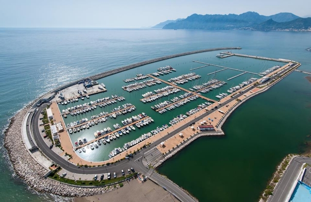  El puerto de Salerno