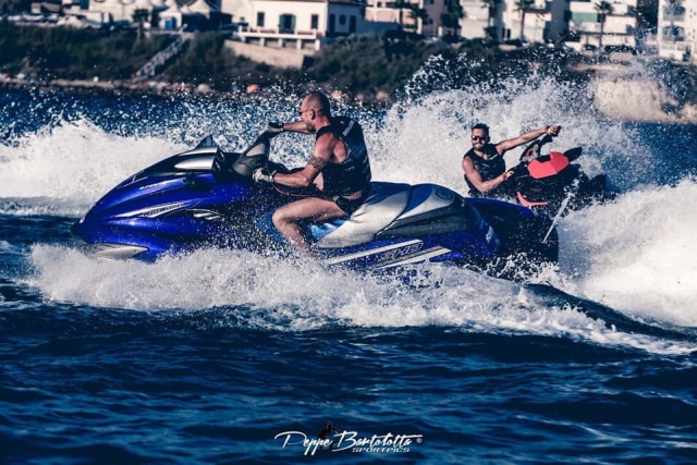 Jet ski en compañía 