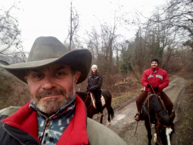  Descubriendo la zona a caballo