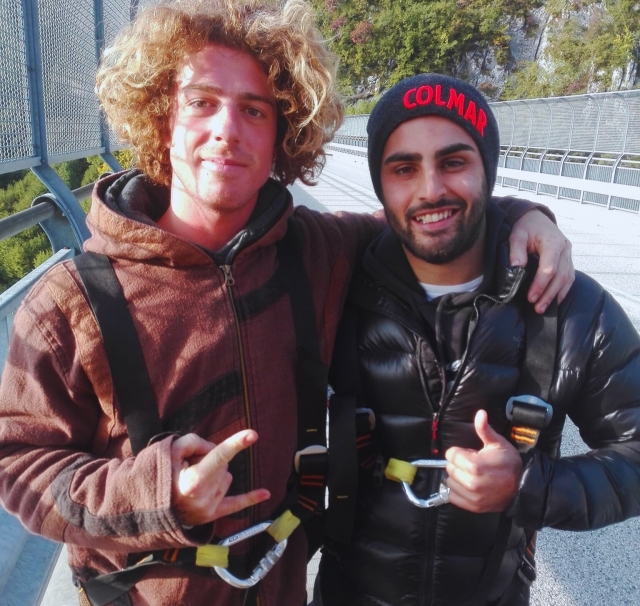  Amigos listos para saltar 