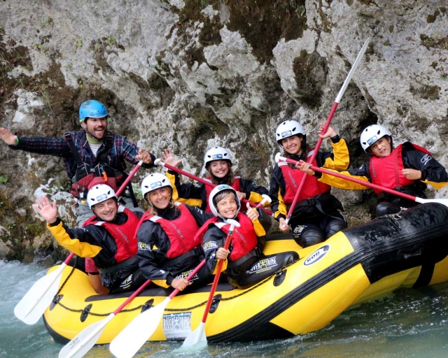  Rafting en compañía 