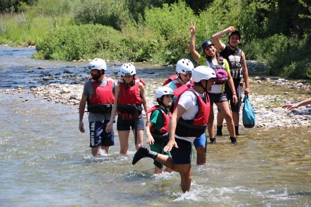  Paseo por el río 
