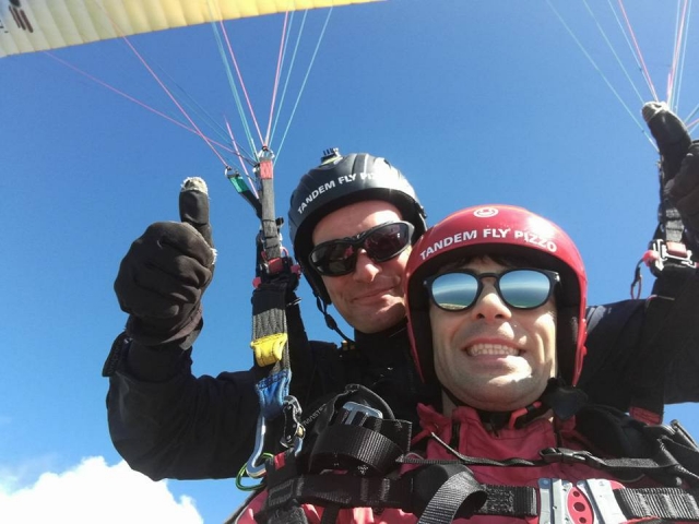 Vuelo en parapenle + vídeo (30min), Pollino