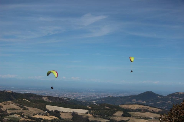  Volando entre los cerros 