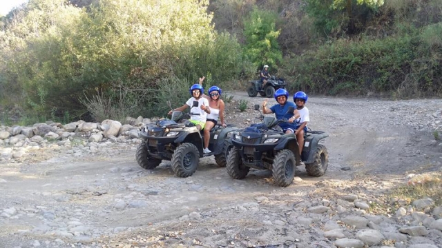  Nuestros cuatrimotos 