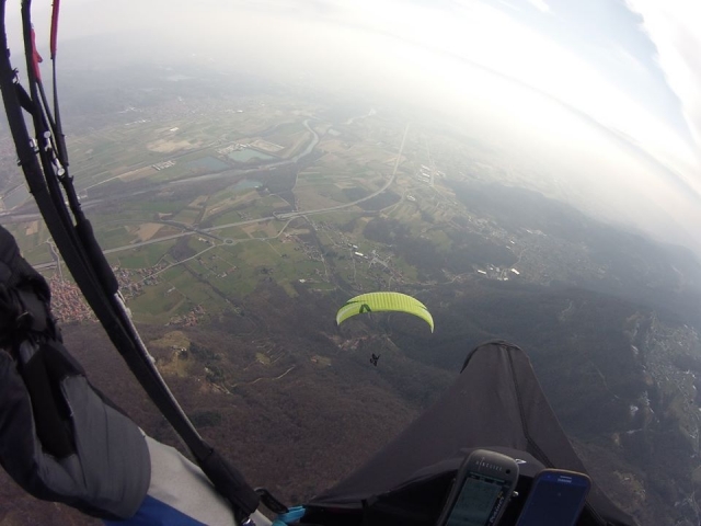 ¡Qué maravilla que usted también vengas y viva la emoción de un vuelo en parapenle! 
