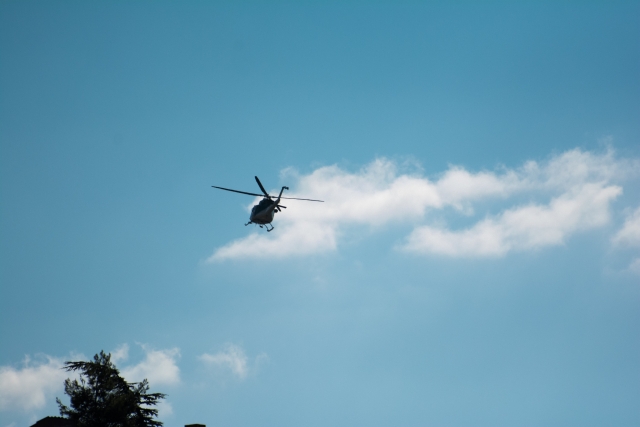 El helicóptero en vuelo