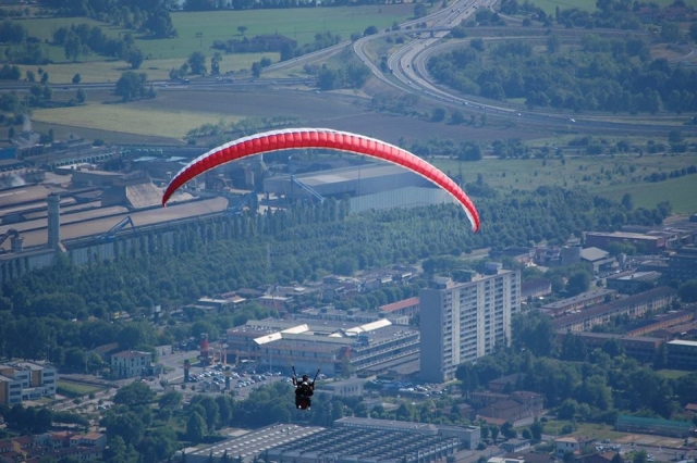  Parapenle sobre Brescia 